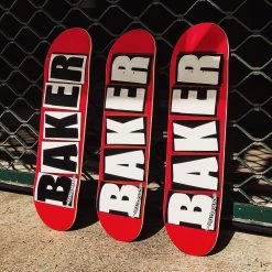 BAKER BRAND LOGO WHITE 8.25" TAVOLA SKATEBOARD -Negozio Di Pattini 6113 88e231e4c2ec34d77d61ad644e44c357