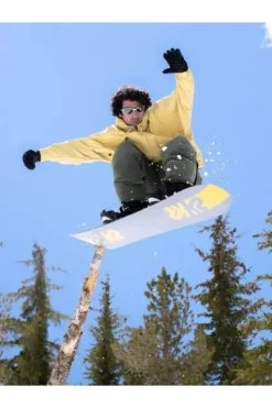 K2 AFTERBLACK 154 TAVOLA SNOWBOARD -Negozio Di Pattini 7k2 afterblack 154 tavola snowboard 800x1200 1